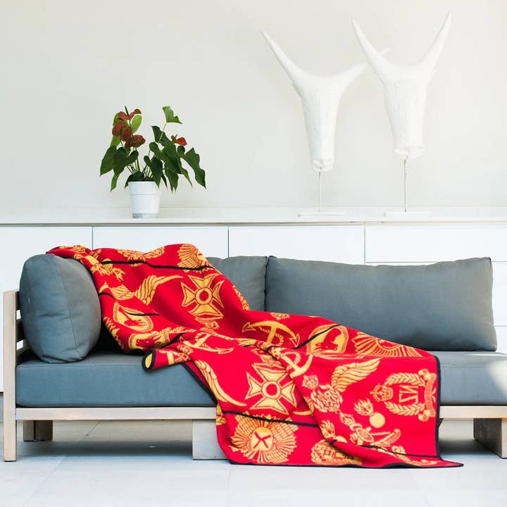 Victoria England Badges of the Brave Scarlet Gold Black Throw for wholesale by Maisie Grace Designs