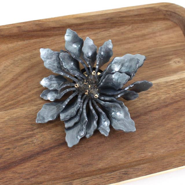 Pretty Persuasions - Wholesale Brooch - B23062 Shine Flower Brooch6