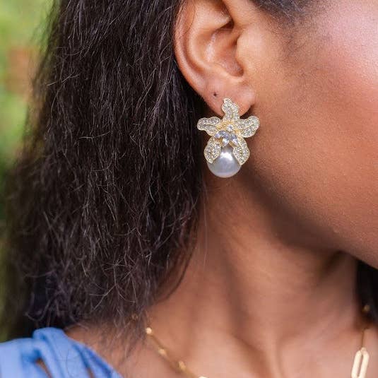 Lisi Lerch - Wholesale Stud/Post Earrings - Beth - Pearl Statement Stud - WS3