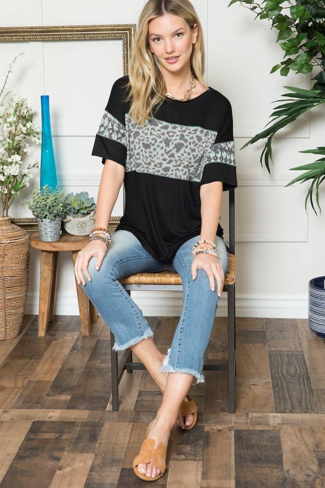 Celeste Clothing - Wholesale T-Shirt - Women's - LEOPARD PRINT OVERSIZED T-SHIRT -CT43705B5