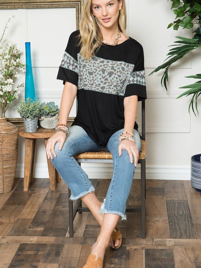 Celeste Clothing - Wholesale T-Shirt - Women's - LEOPARD PRINT OVERSIZED T-SHIRT -CT43705B5