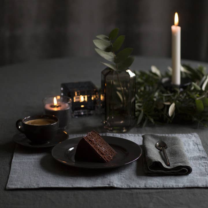 Linen Tales - Wholesale Dinner & Cloth Napkin - Forest Green Linen Napkins Set of 2