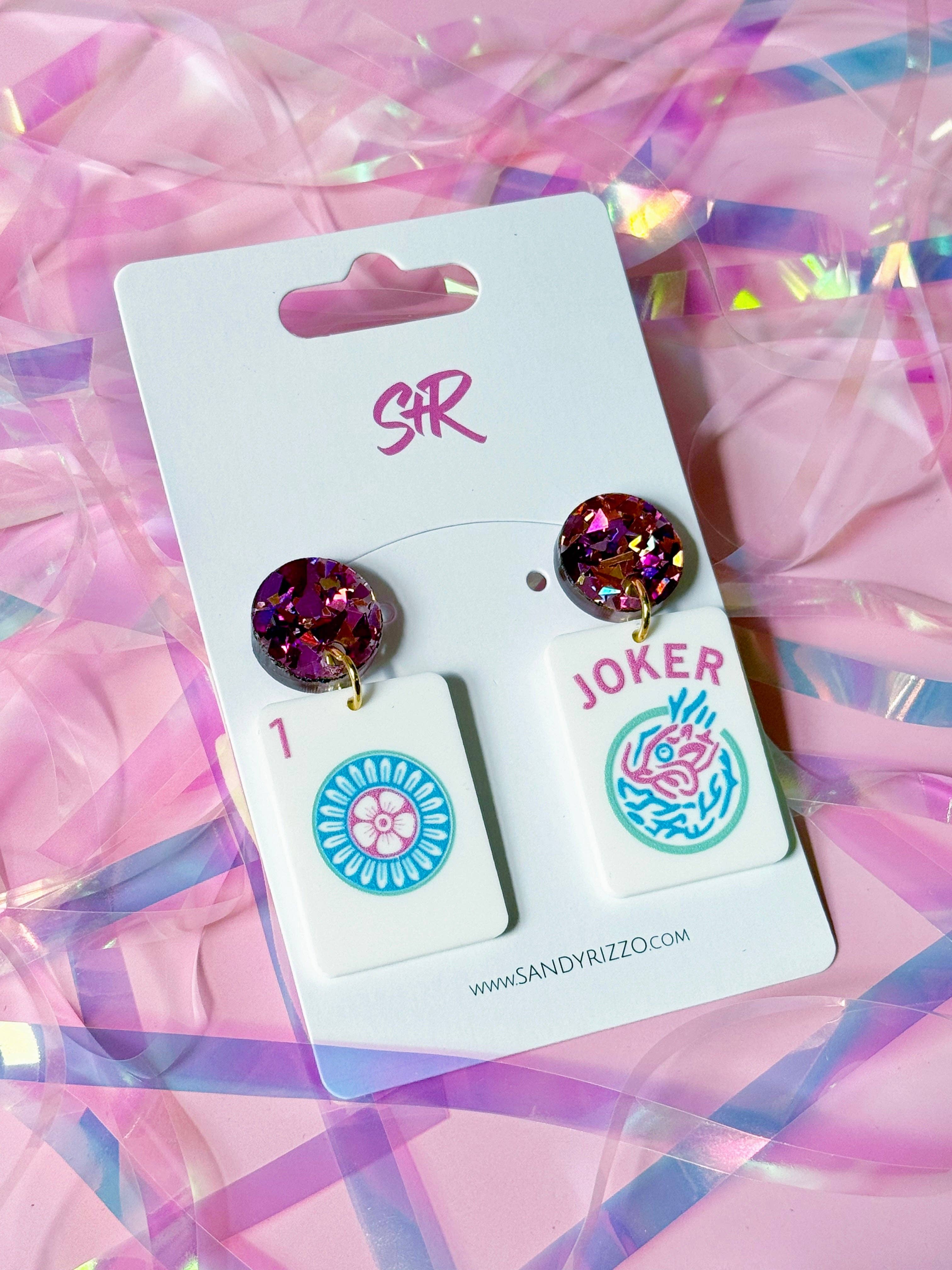 Sandy + Rizzo - Vente Boucles d'oreilles pendantes - Boucles d'oreilles pendantes en acrylique Mahjong de fête6