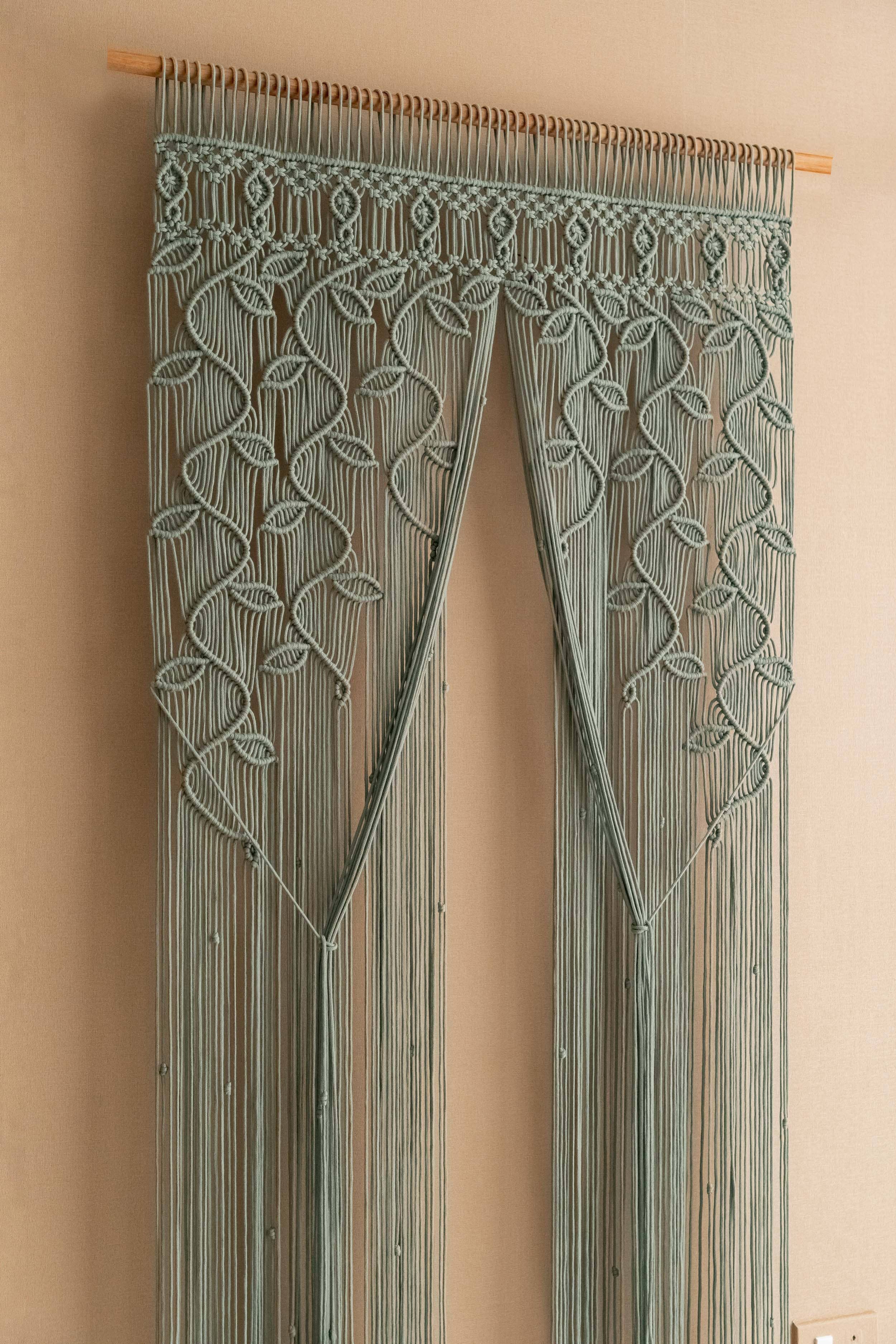 HeartCrafted – wholesale Curtain – Macrame Leaves Curtain C019