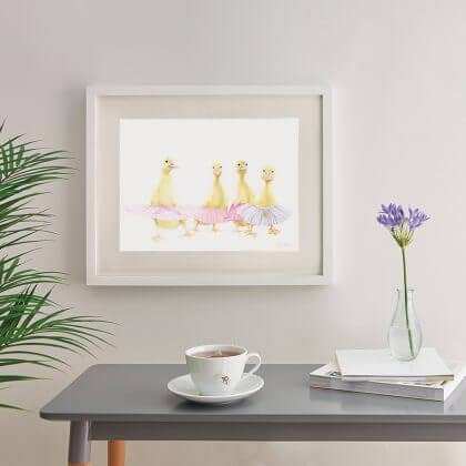 Art: BALLERINA DUCKLINGS | Lámina, arte mural para venta al por mayor de Deckled Edge Ltd