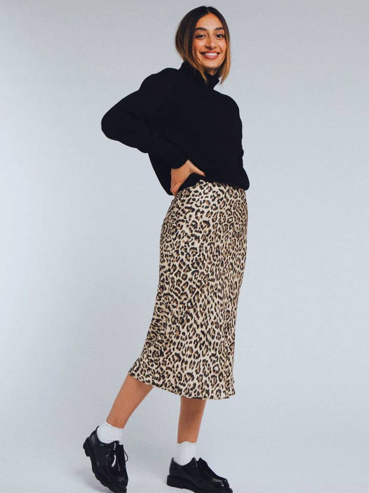 Gonna Parisatys Graou per la vendita all'ingrosso da parte di Elise Chalmin