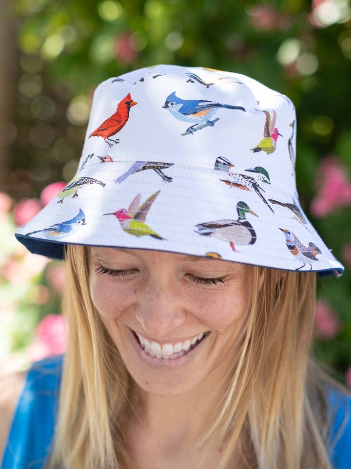 BERTA Fischerhut Vögel für den Großhandel von Lesley Evers