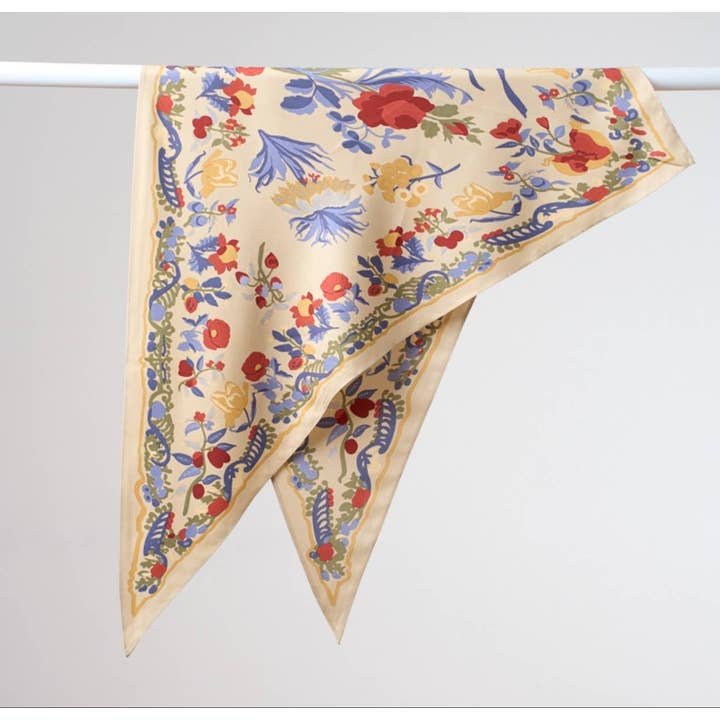 JC Sunny Fashion – wholesale Scarf – Women's – JC023328T Printed Triangle Scarf – Bandana Style Wrap / Shawl20