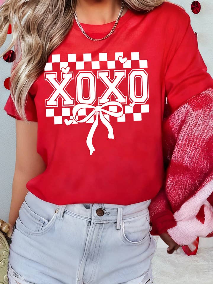 Maglietta di San Valentino con stampa fiocco a nastro a quadretti XOXO (S-3XL) per la vendita all'ingrosso da parte di 66DISCO