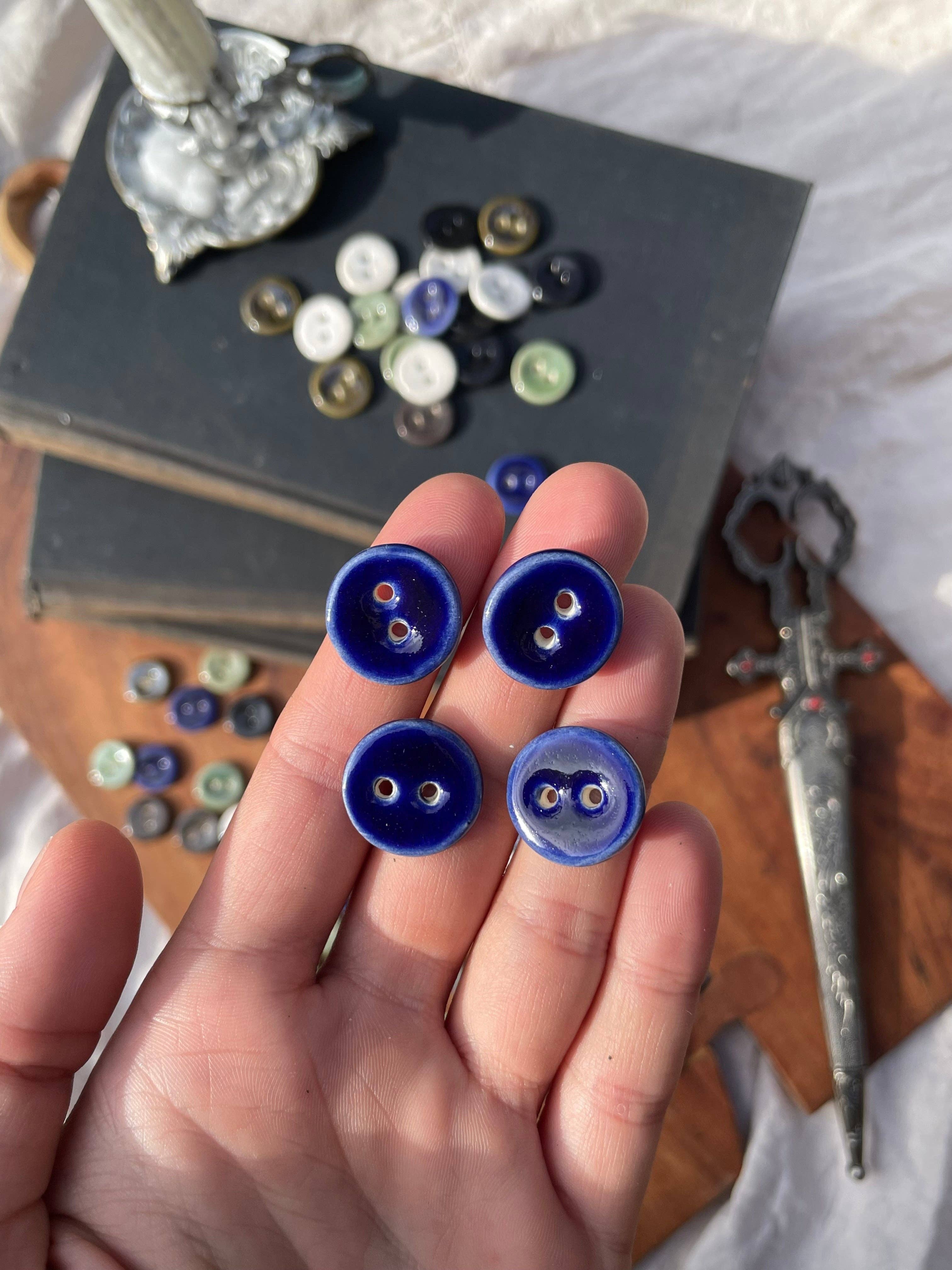 Silver Beast Studio - Wholesale Sewing Button/Snap - 18mm Original Buttons (Set of 5)2