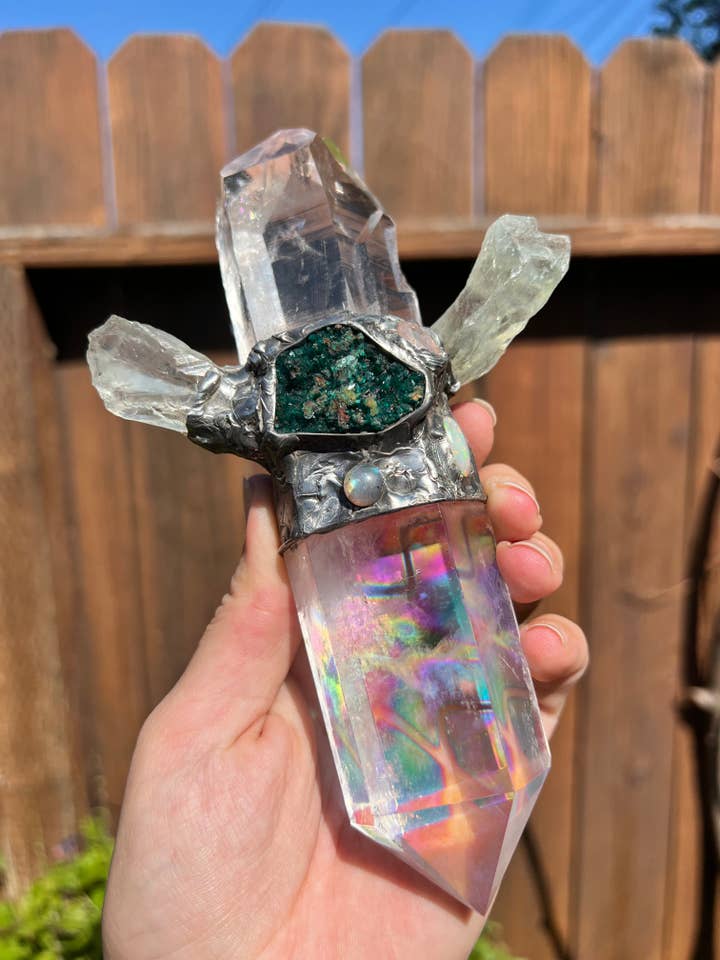 Quartzo Colombiano, Aura Quartz, Dioptase, Opal, Ferramenta Espiritual Vinha Labradorita por atacado de Aurafy