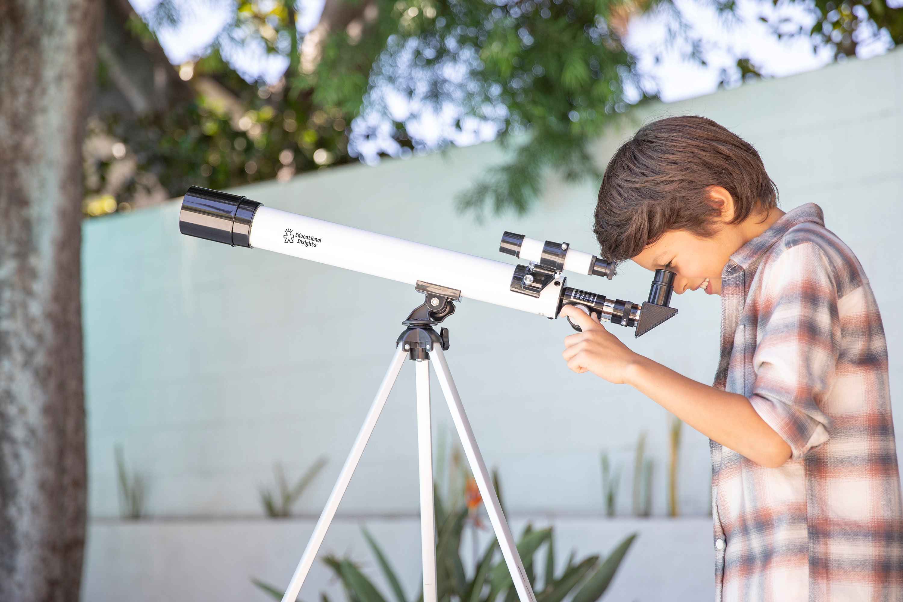 Learning Resources - Wholesale Telescope/Microscope - Kids - GeoSafari® Vega 600 Telescope5