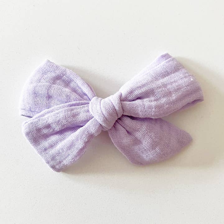 Laço Muslin Lavanda com Clip | Laço para Cabelo Baby & Criança por atacado de Bohemian Babies