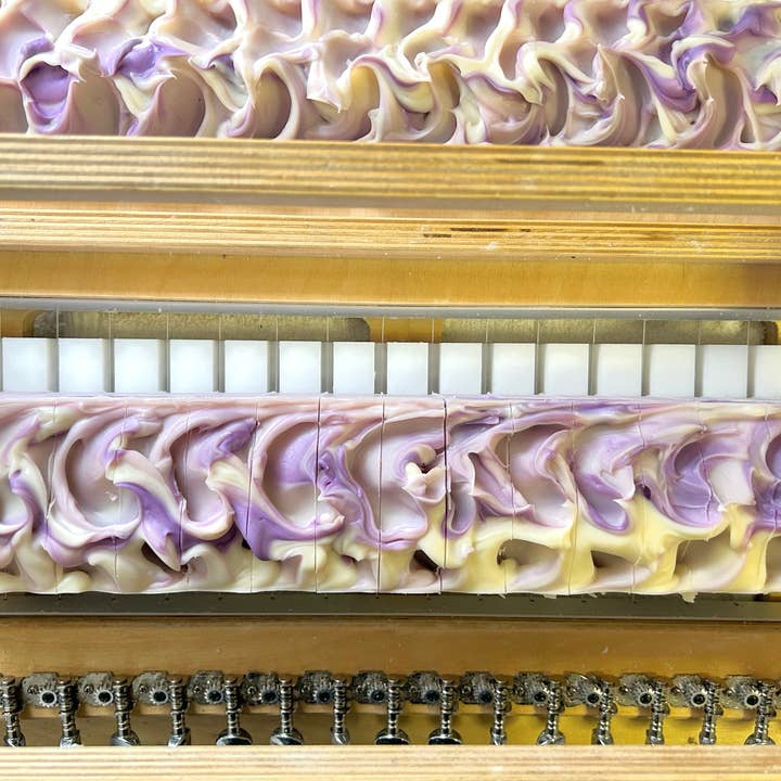 SARATOGA SOAP COMPANY - Wholesale Bar Soap - Lilac Bloom Handmade Soap Bar VEGAN COLD PROCESS Spring4