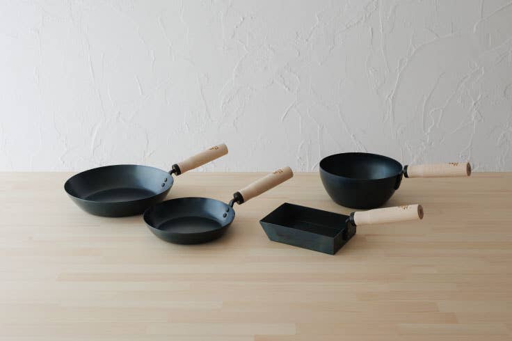 Japacolle — Japan Collections | See Latest News in "About" - Vendita all'ingrosso Stoviglie in ghisa - KAMOSHIKA Padella in ghisa 18