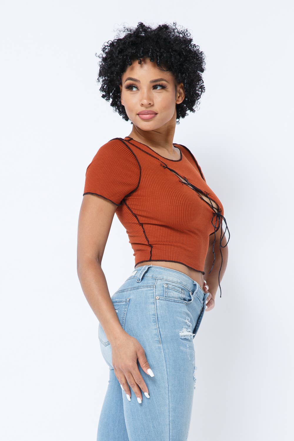 Julia by LoveJ – wholesale Stickad topp - Dam – Öppen framifrån Cut Tie Beskärning Top8