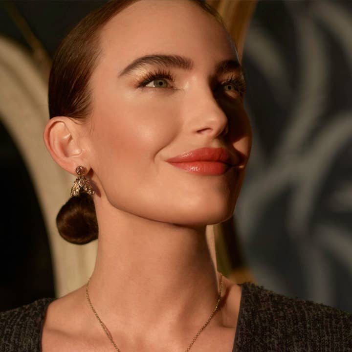 Bill Skinner - Wholesale Dangle Earrings - Moth Drop Earrings Tahition Pearl1