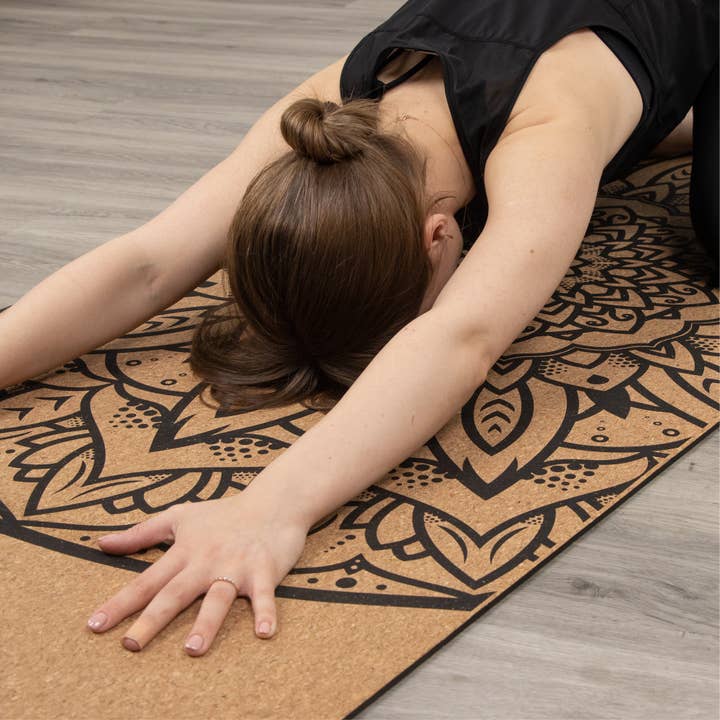 Myga Europe – wholesale Yogamatta – Extra stor yogamatta i kork - mandala4