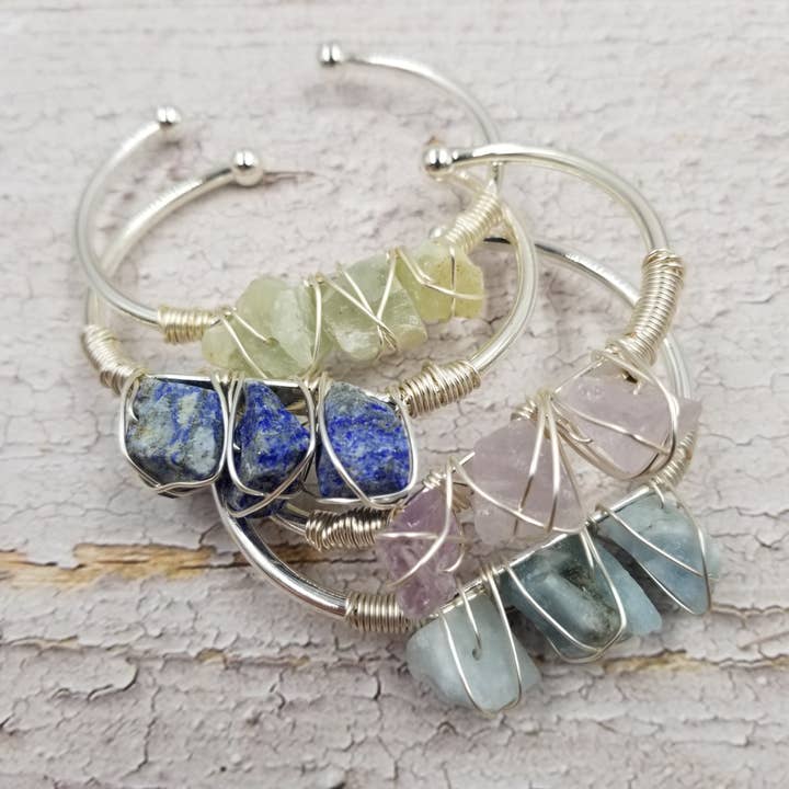 Natural Crystal Alloy Bracelet for wholesale by Treasure Wholesale