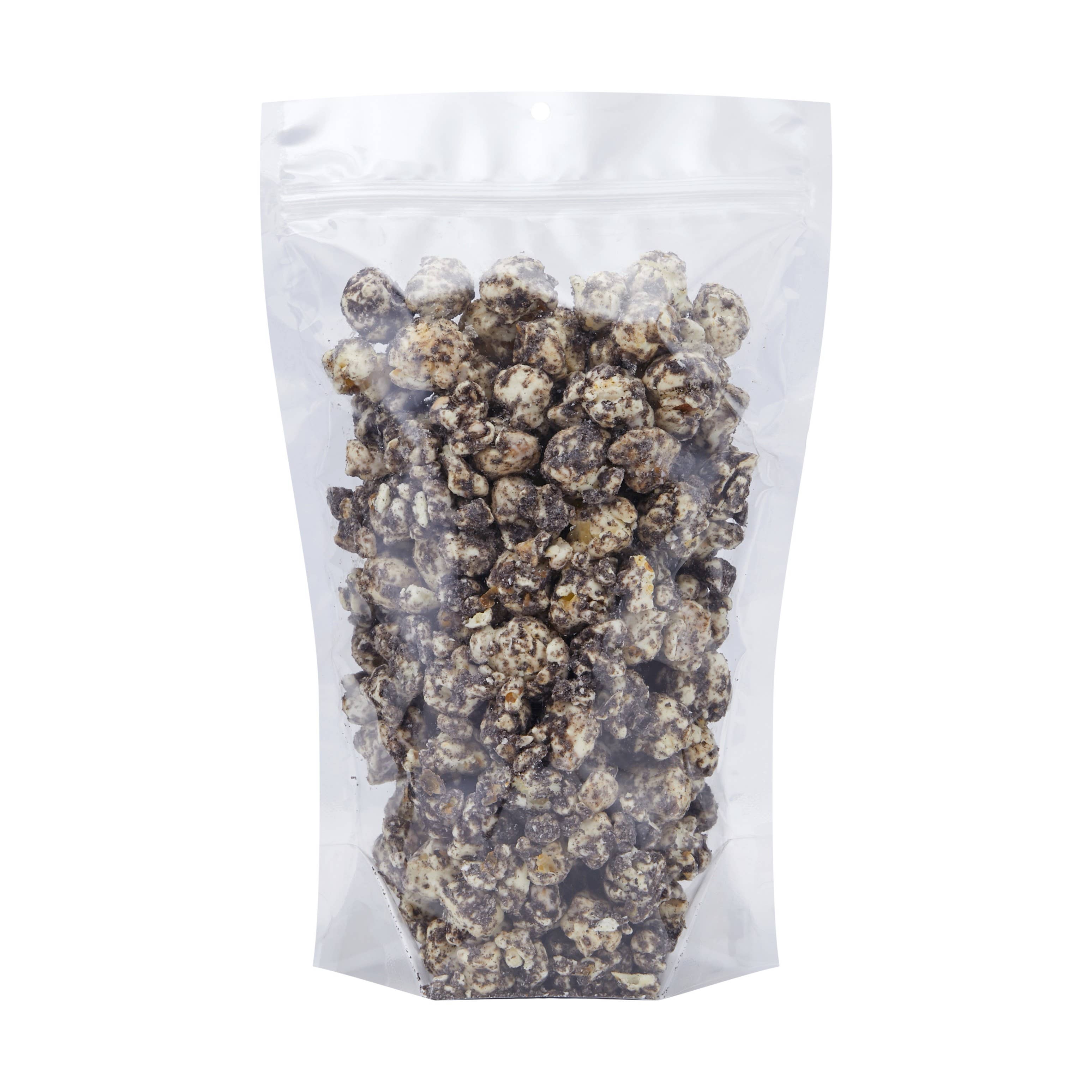 Nikki's Popcorn Company - Wholesale Popcorn - 4 Cup Peg Bag - White Chocolate Oreo Popcorn1