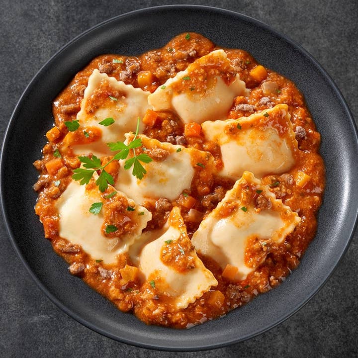 Paul & Louise - Wholesale Pasta - Bolognese Ravioli (800g)0