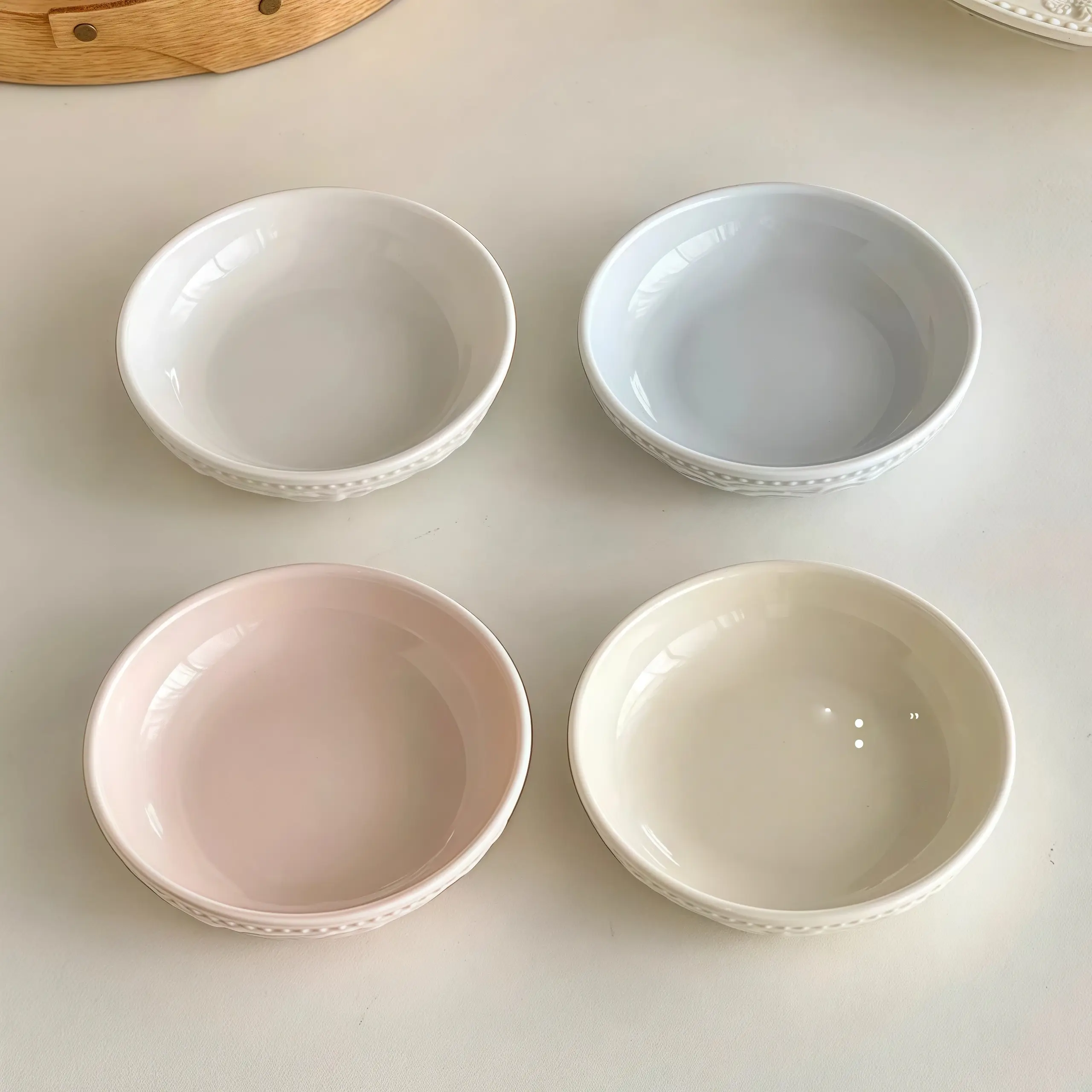 Otterware – Großhandel Schüssel – Geprägte Keramik-Mini-Schale mit Erdbeermotiv (4 Farben)10