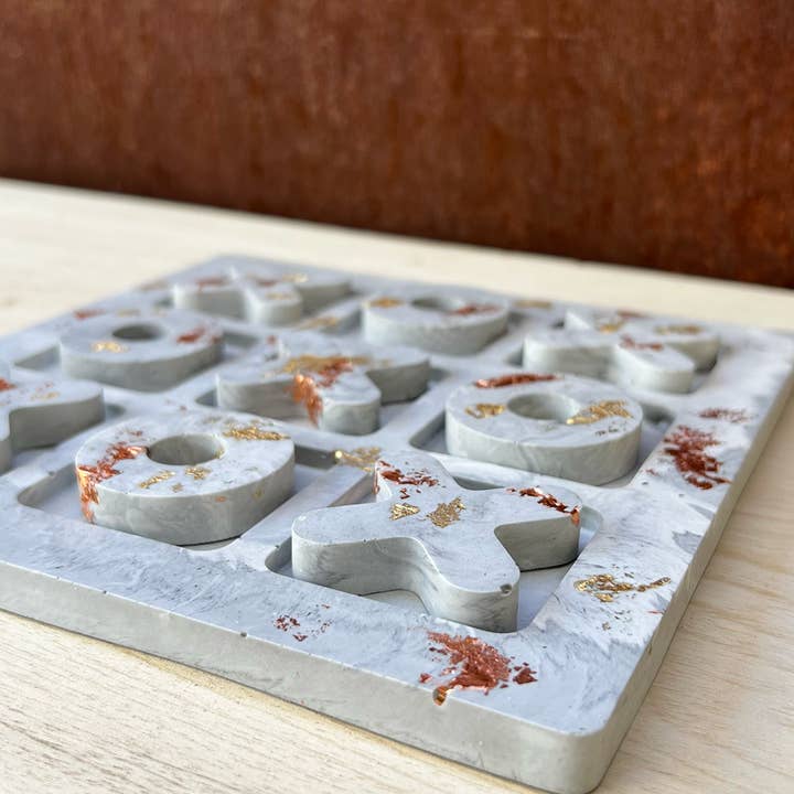 Well Hello Studio - Wholesale Board Game - Gold Rush Tic Tac Toe