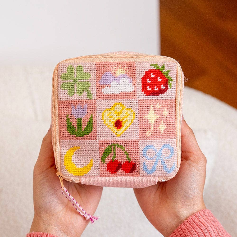 Craft Club – wholesale Embroidery/cross-stitch supplies – GOOD LUCK CHARMS - Needlepoint Pouch Kit6