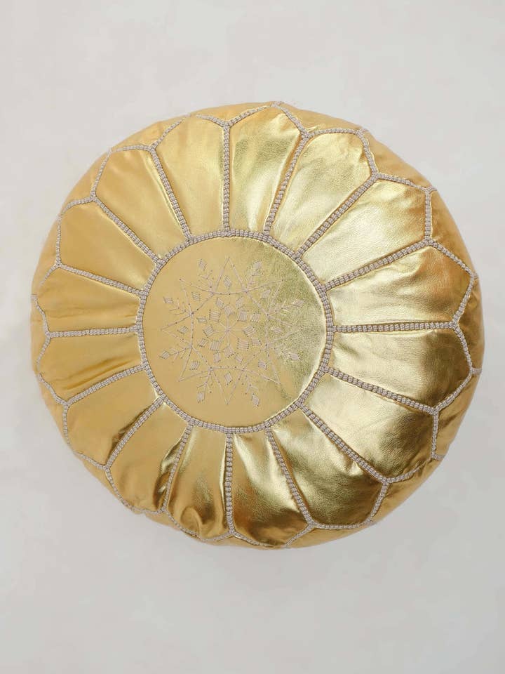 Pele Faux Bordada Otomana Pouffe por atacado de Nai Gifts