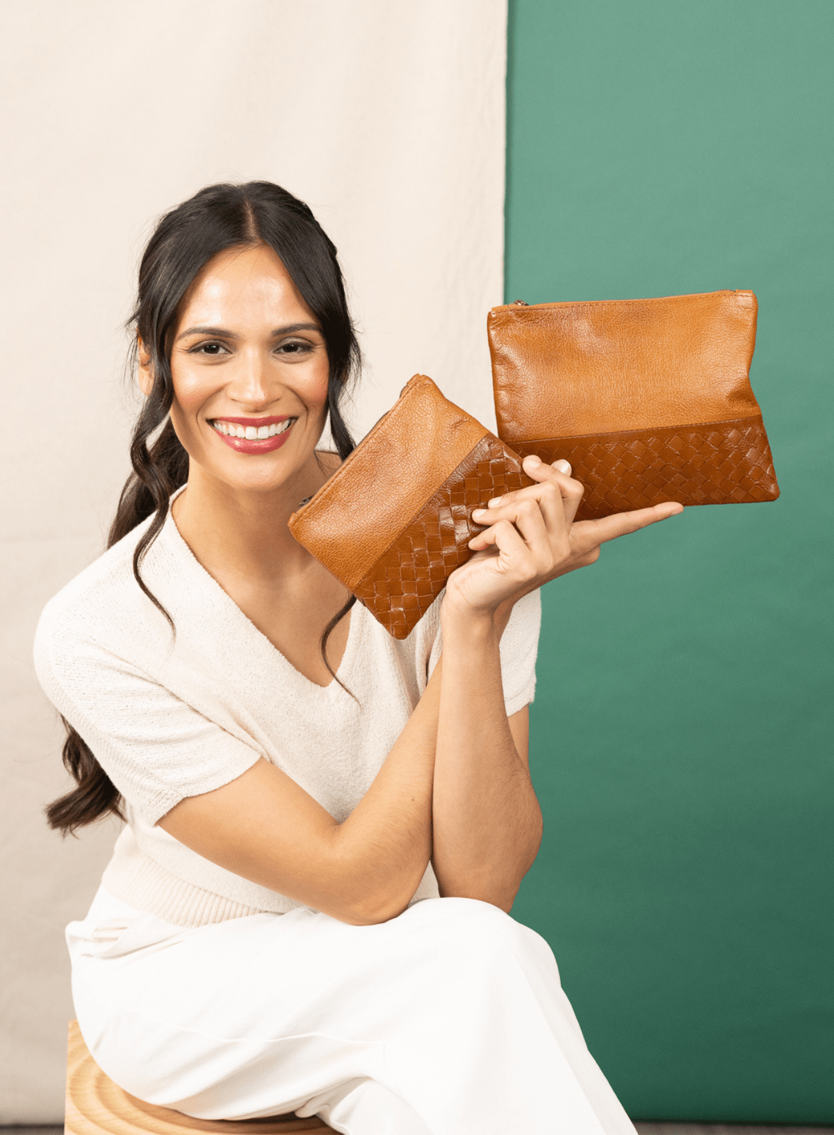 Deux Mains: Haiti Fair Trade - Wholesale Pouch - Women's - Woven Large/Small Pouch1