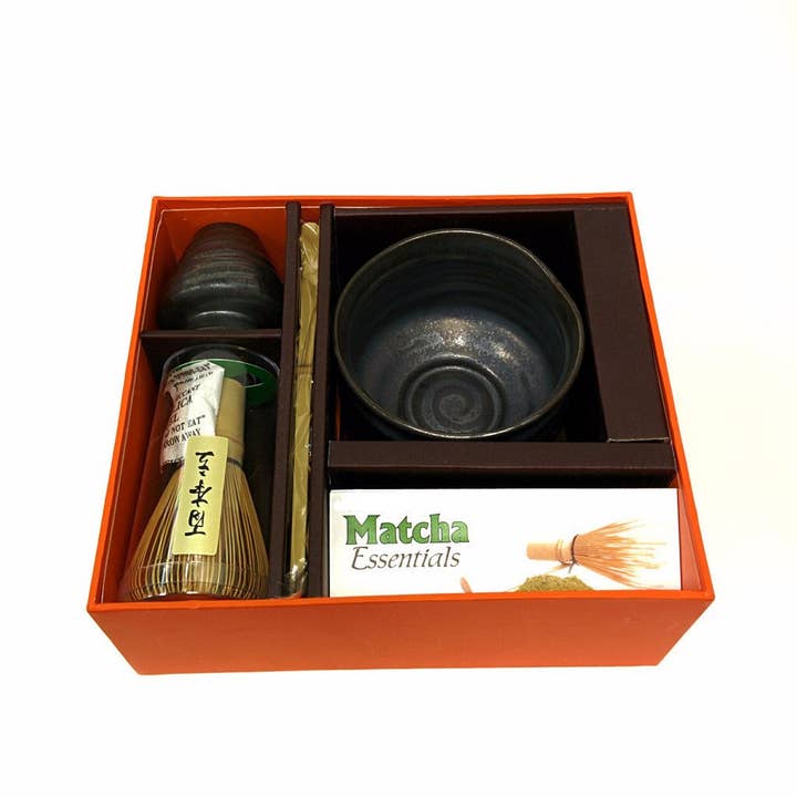Coffret cadeau Matcha pour la vente par Tobin Tate