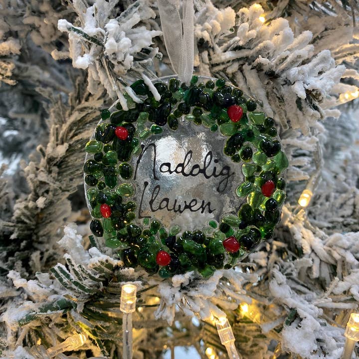 Pam Peters Designs - Wholesale Ornament - Handmade Glass Christmas Decoration - Wreath Personalised2