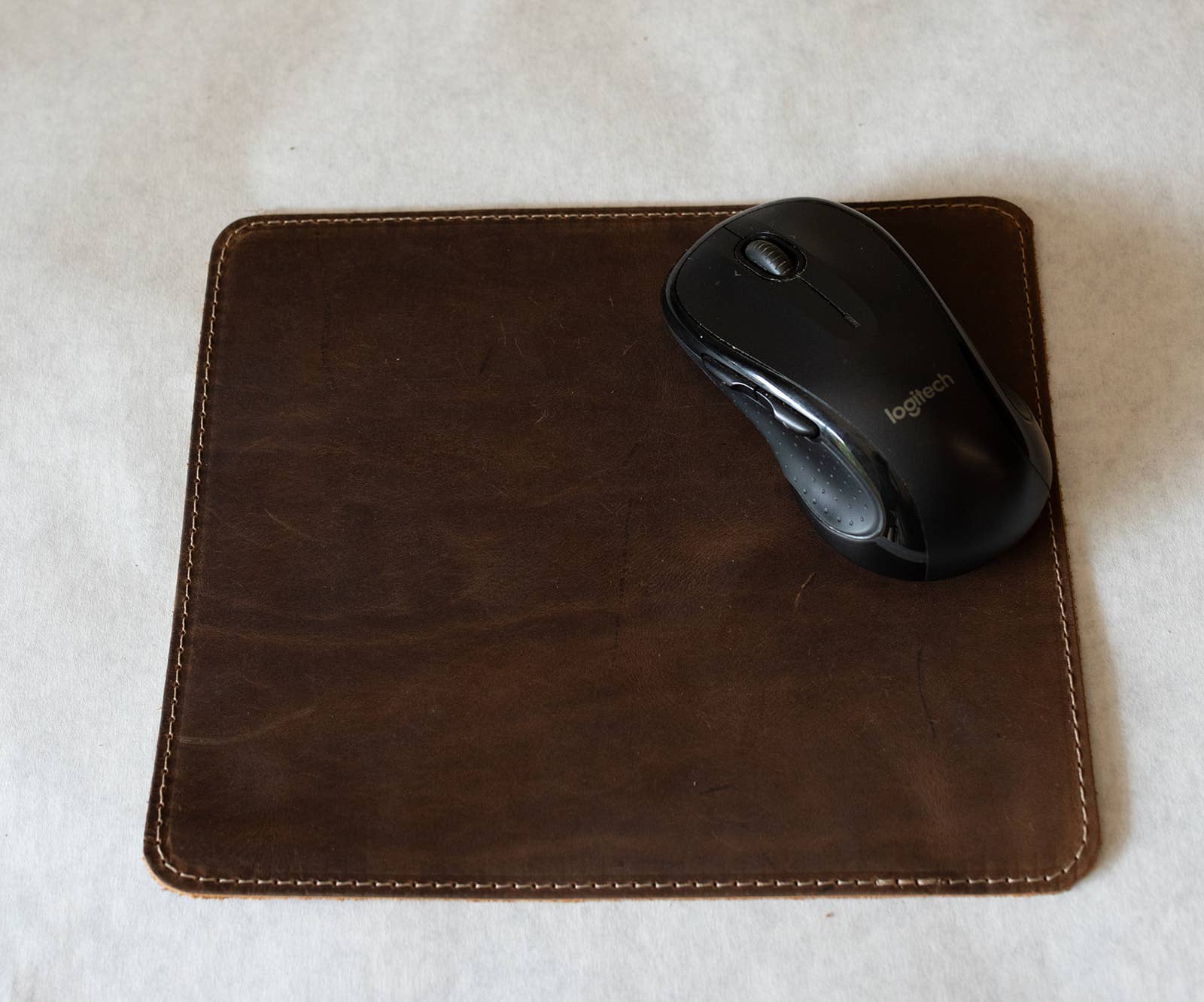 Lindy Leather - Wholesale Mousepad/Trackpad - Leather Mouse Pad0