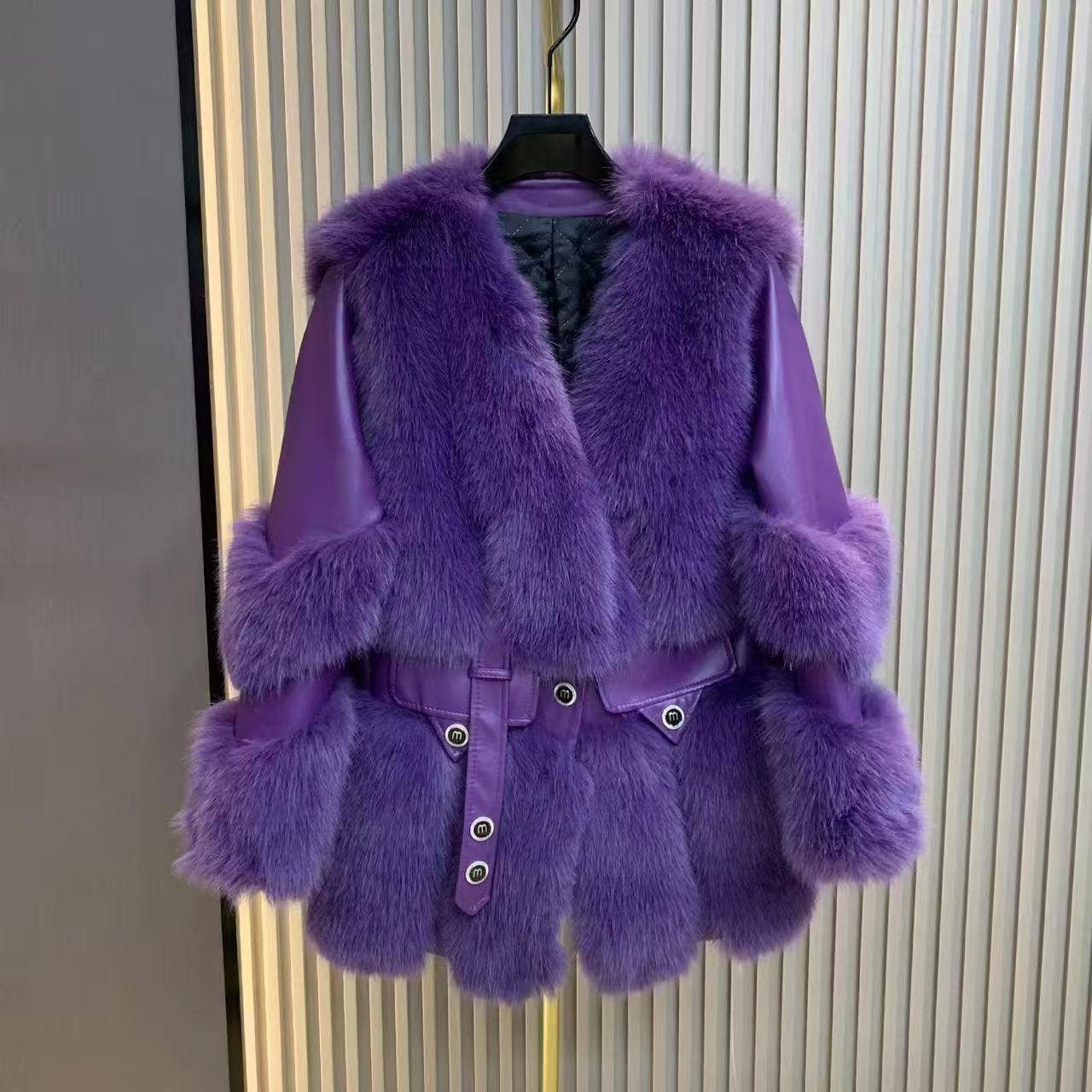 PEACH ACCESSORIES - Wholesale Fur/Faux Fur Coat - Women's - Faux Fur and Leather Winter Coat DH203