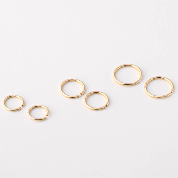 Piccoli cerchi riempiti in oro 14k per la vendita all'ingrosso da parte di Renegade Silver