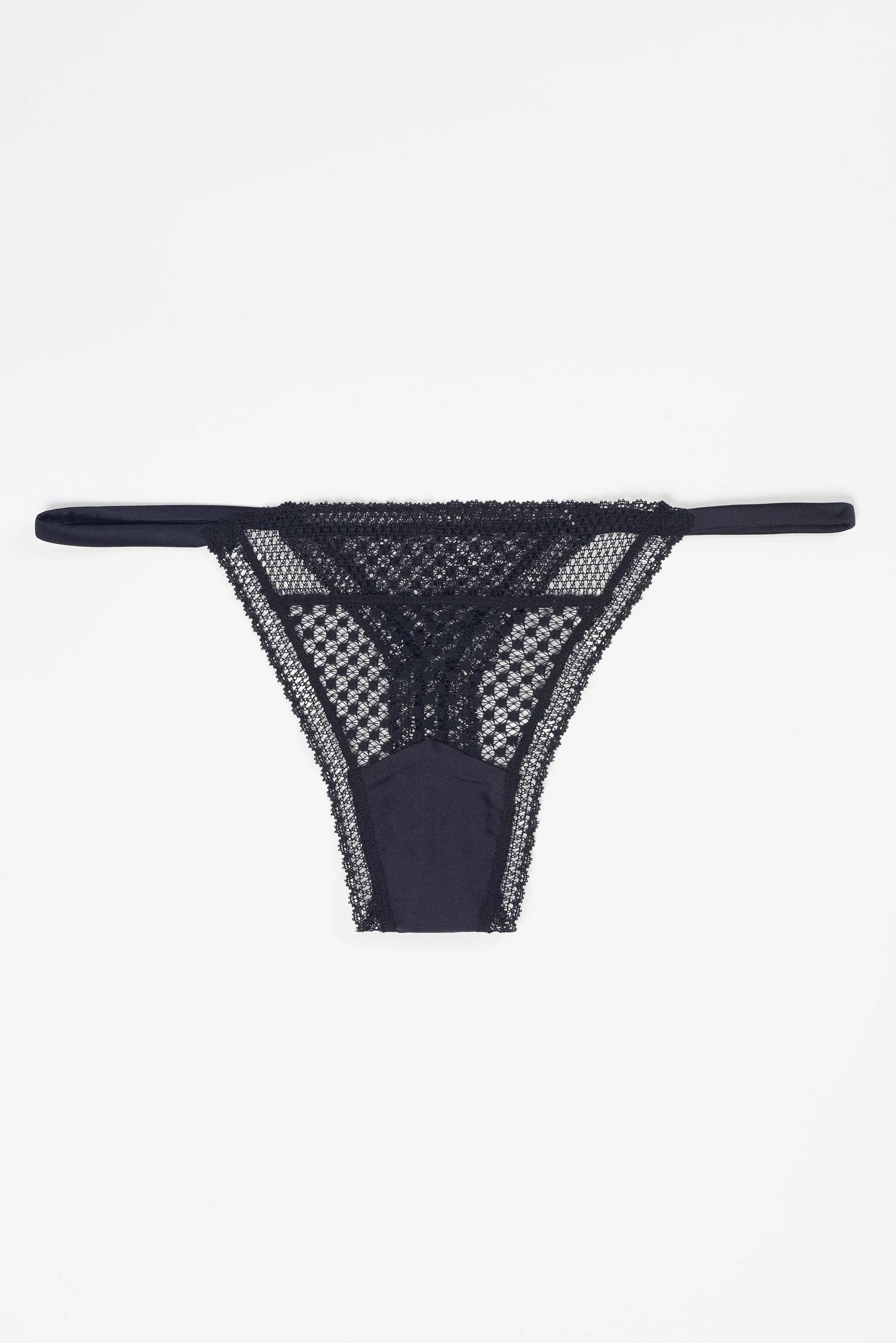 Bella Thong | Black for wholesale on Faire0
