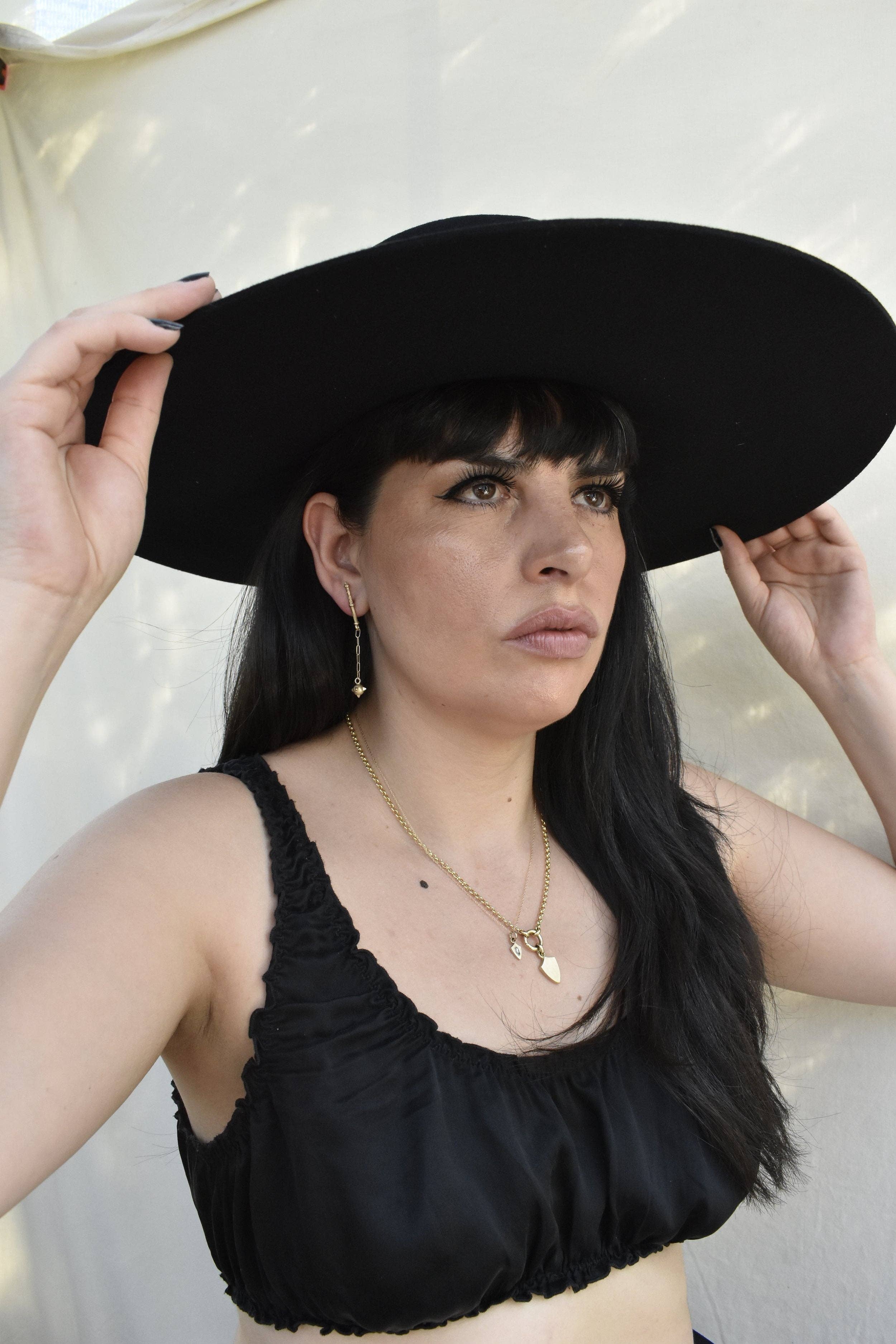 Morgaine Faye - Wholesale Dangle Earrings - Chain Morningstar Earrings3