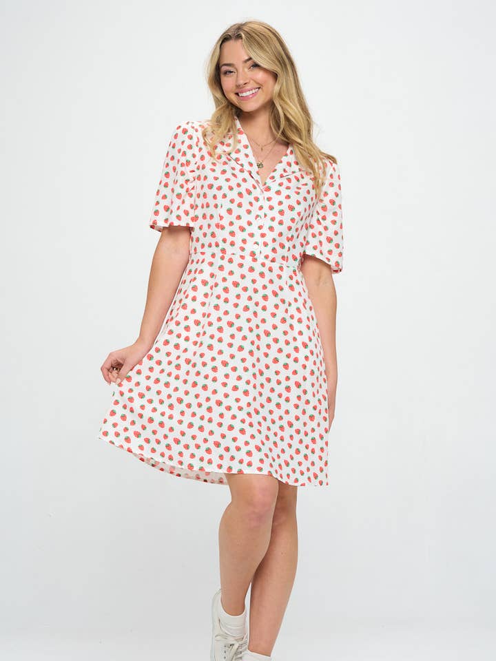 VESTIDO CON ESTAMPADO INTEGRAL DE FRESAS para venta al por mayor de SM WARDROBE