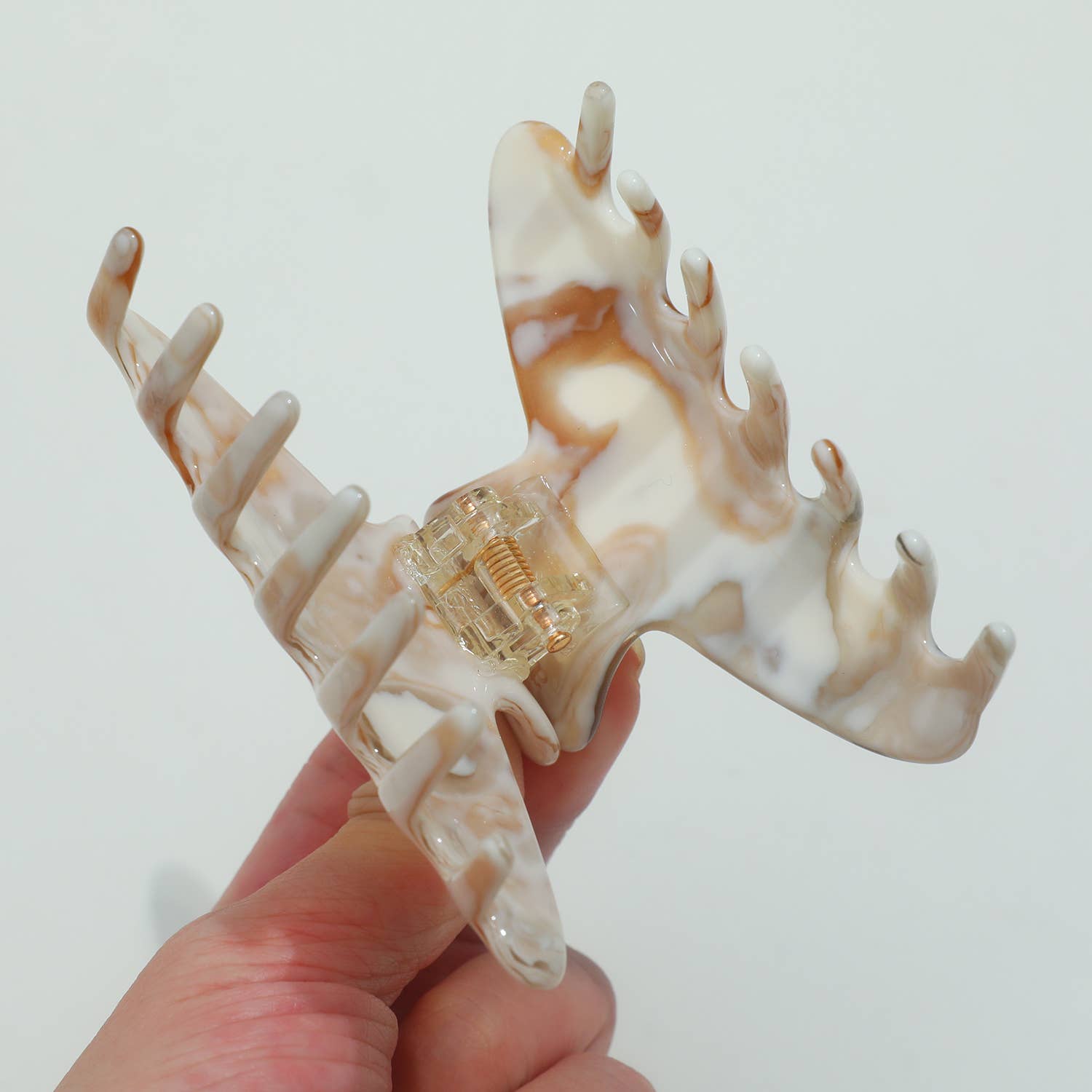 Adorro - Wholesale Hair Clip - Women's - Calacatta Gold S/M | Assorted Small/Medium Claw Clips2