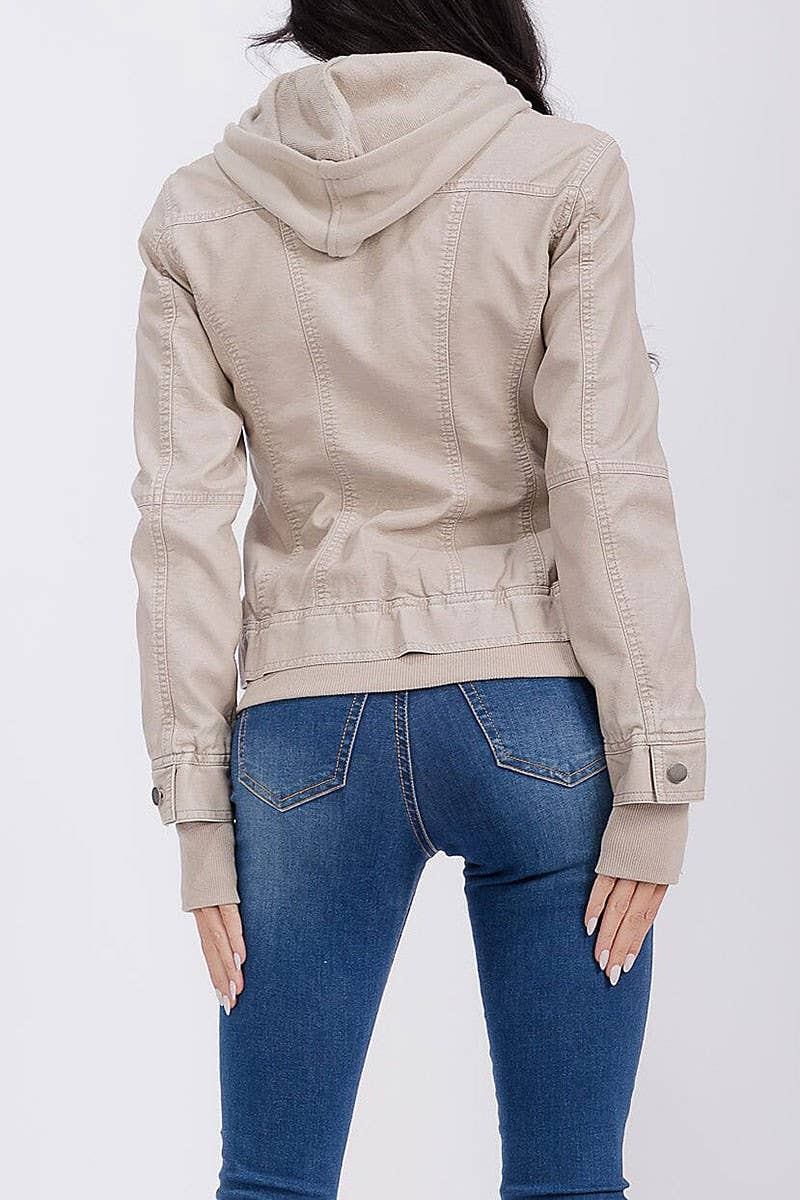 ROUSSEAU - Venta al por mayor Chaqueta de cuero - Mujer - CHAQUETA CON CREMALLERA, BOLSILLOS, CAPUCHA DESMONTABLE Y POLIPIEL PU12