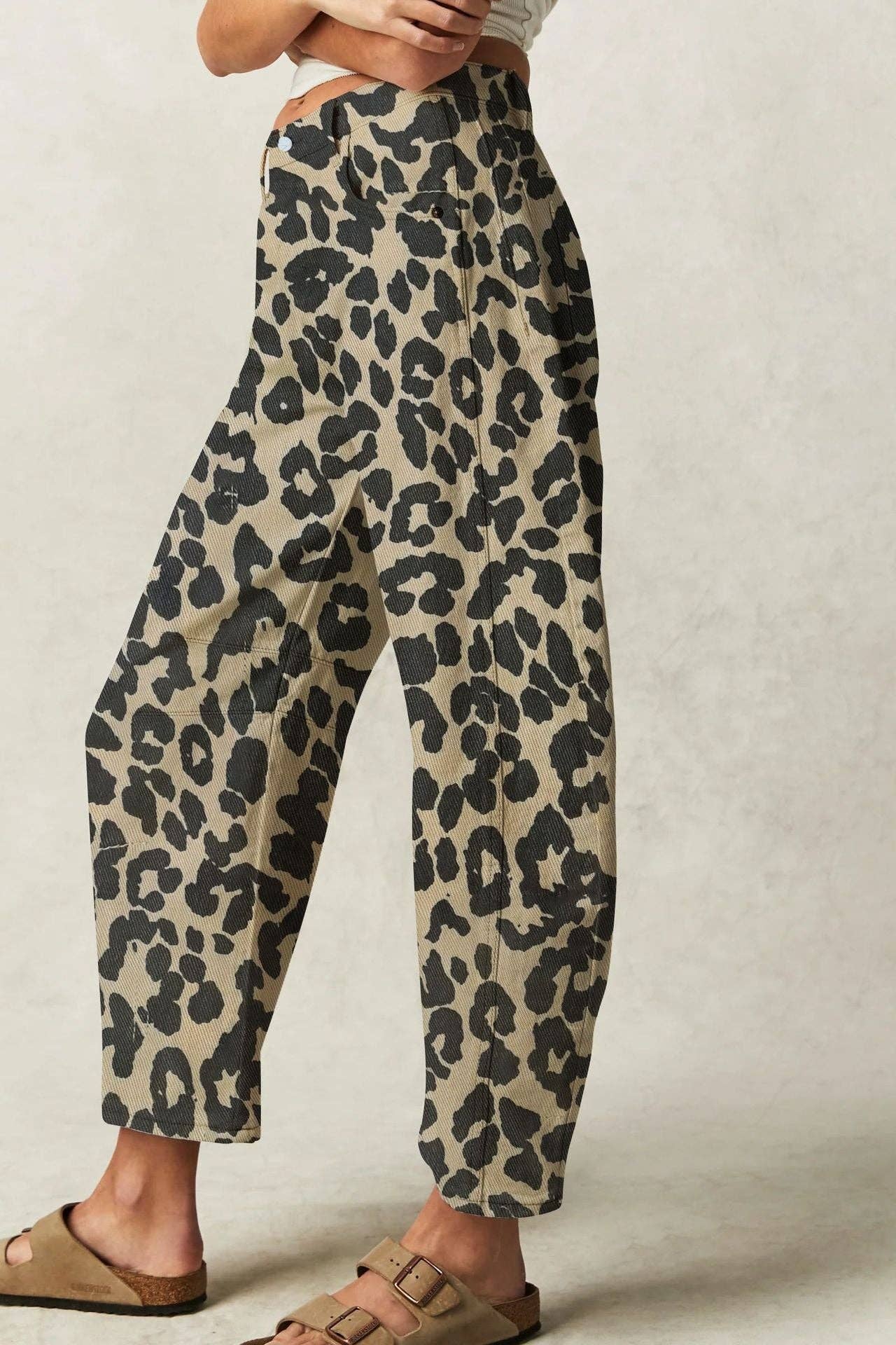 Marayn - Wholesale Jeans - Women's - Leopard Print Loose Fit MidRise Denim Jeans4