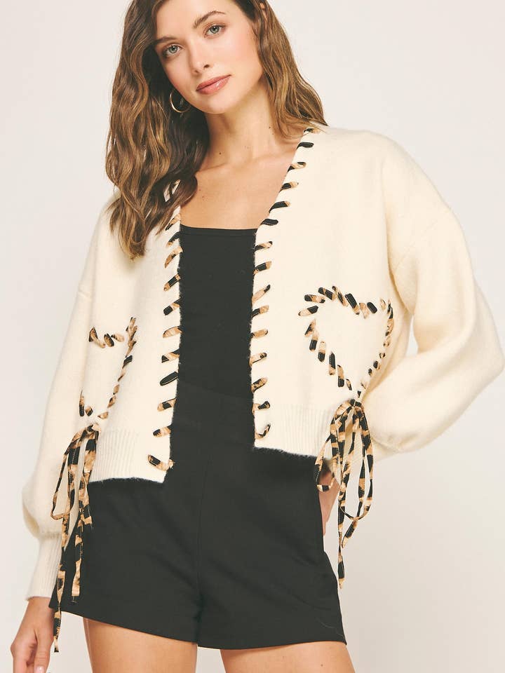 Leopard snøredetaljer cardigan sweater for engroshandel hos Strut & Bolt