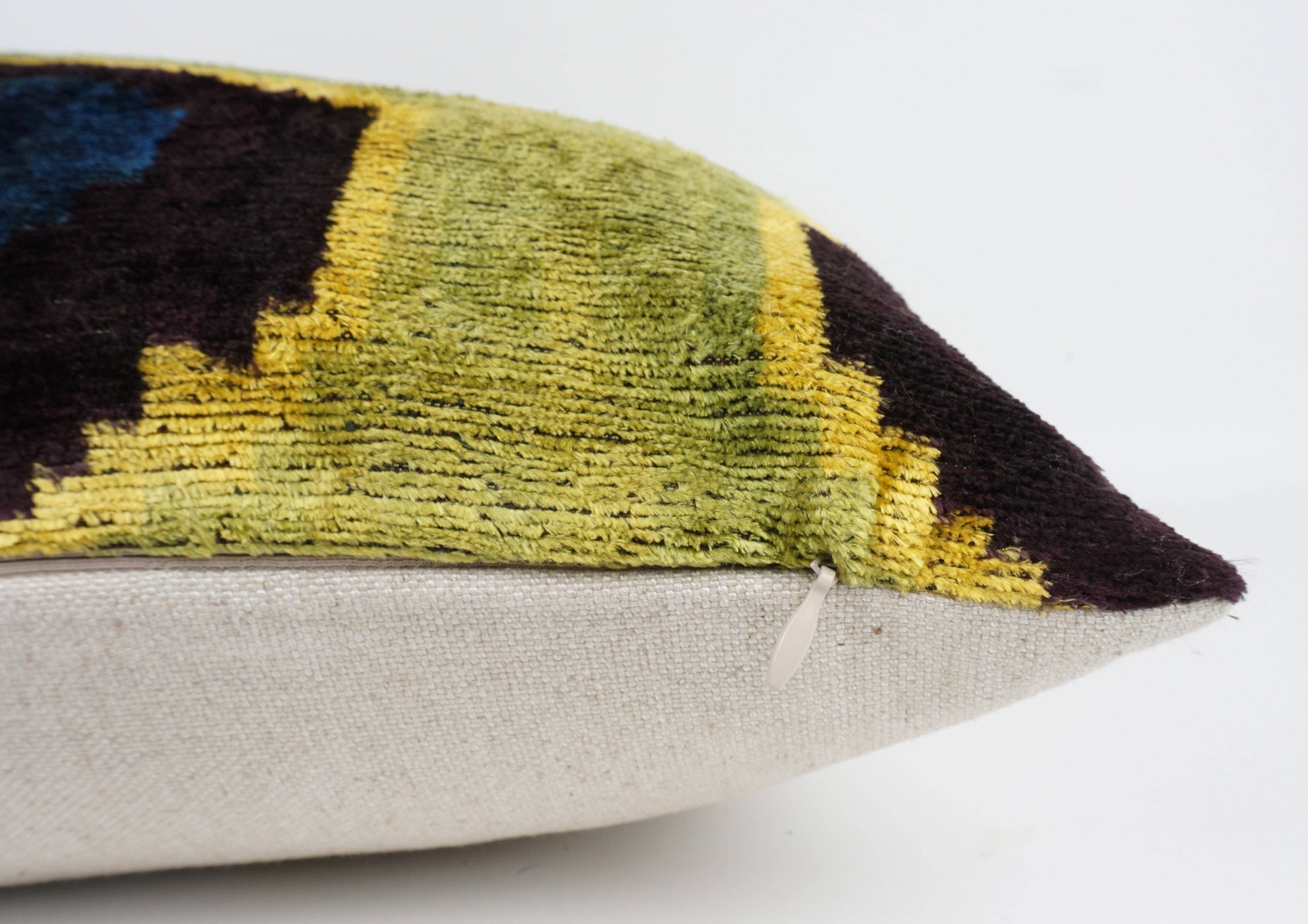 MD Home - Wholesale Throw Pillow Cover - HANDMADE- IKAT SILK/VELVET PILLOWCASE 20"x20"3