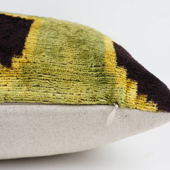 MD Home - Wholesale Throw Pillow Cover - HANDMADE- IKAT SILK/VELVET PILLOWCASE 20"x20"3