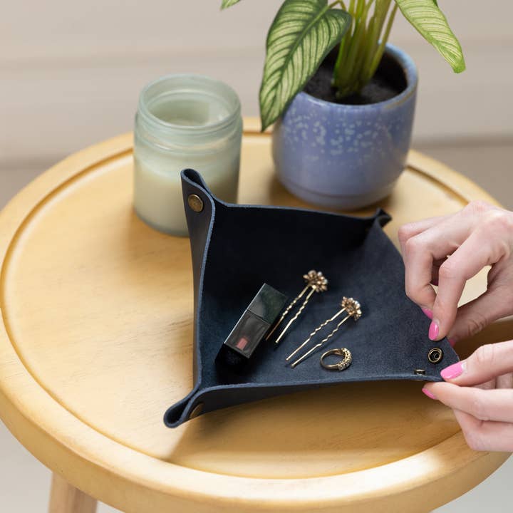 Northwind - Wholesale Decorative Tray - Snap Valet Tray - Full Grain Leather - USA Made