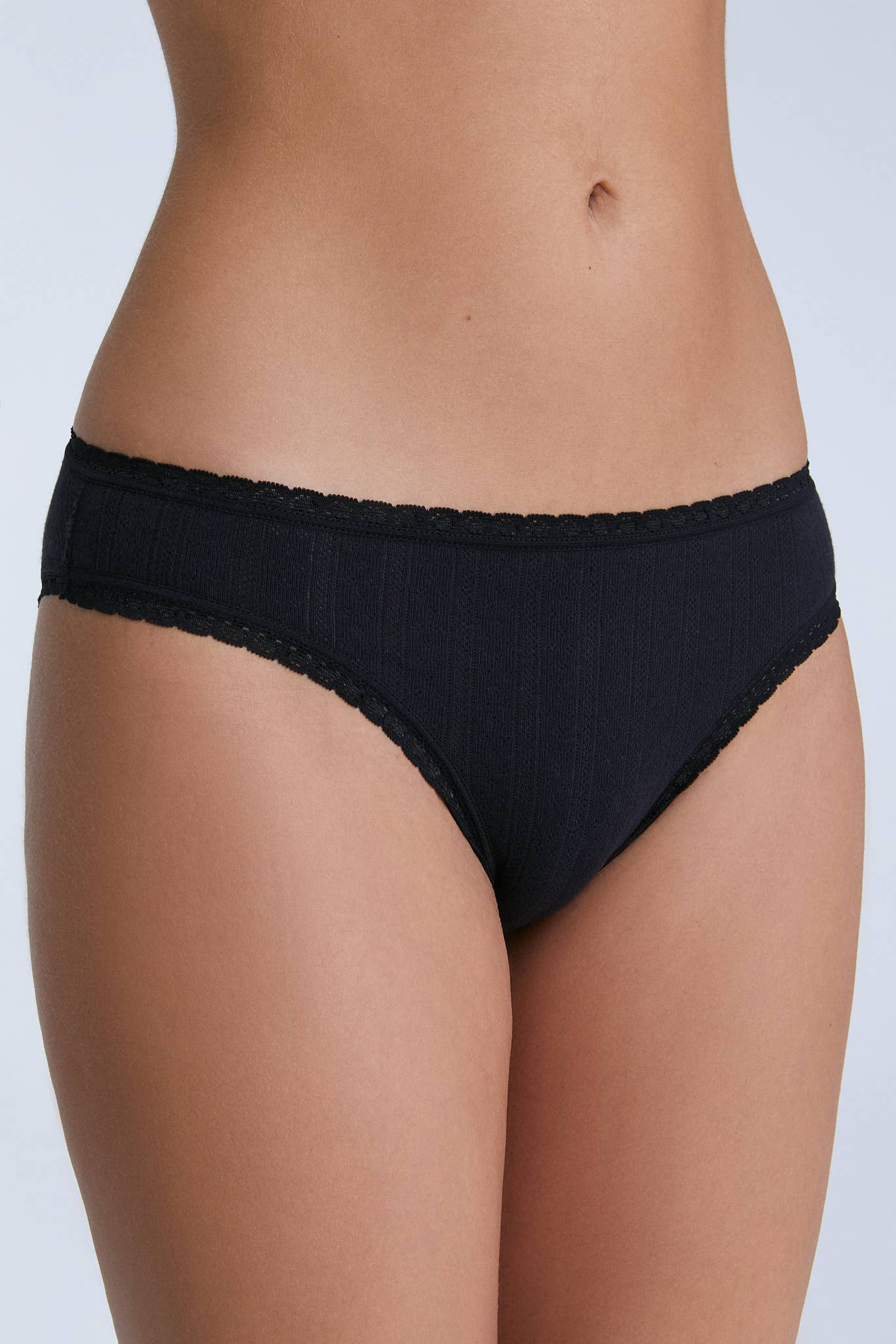 Leela Cotton - Wholesale Underwear - Women's - 1163 Jacquard Lace Trimmed Slip1