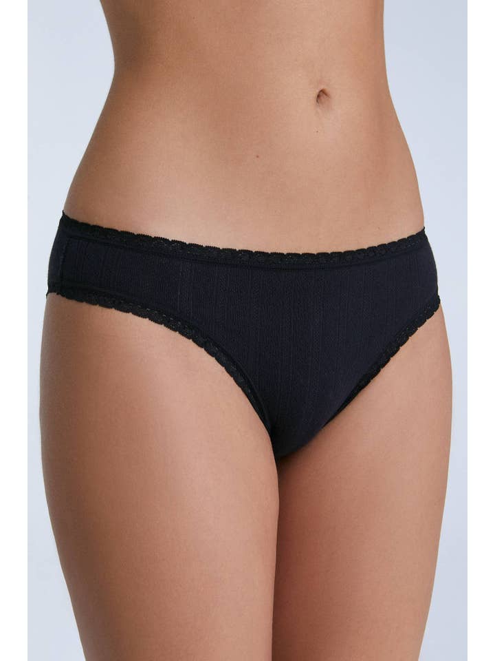 Leela Cotton - Wholesale Underwear - Women's - 1163 Jacquard Lace Trimmed Slip1