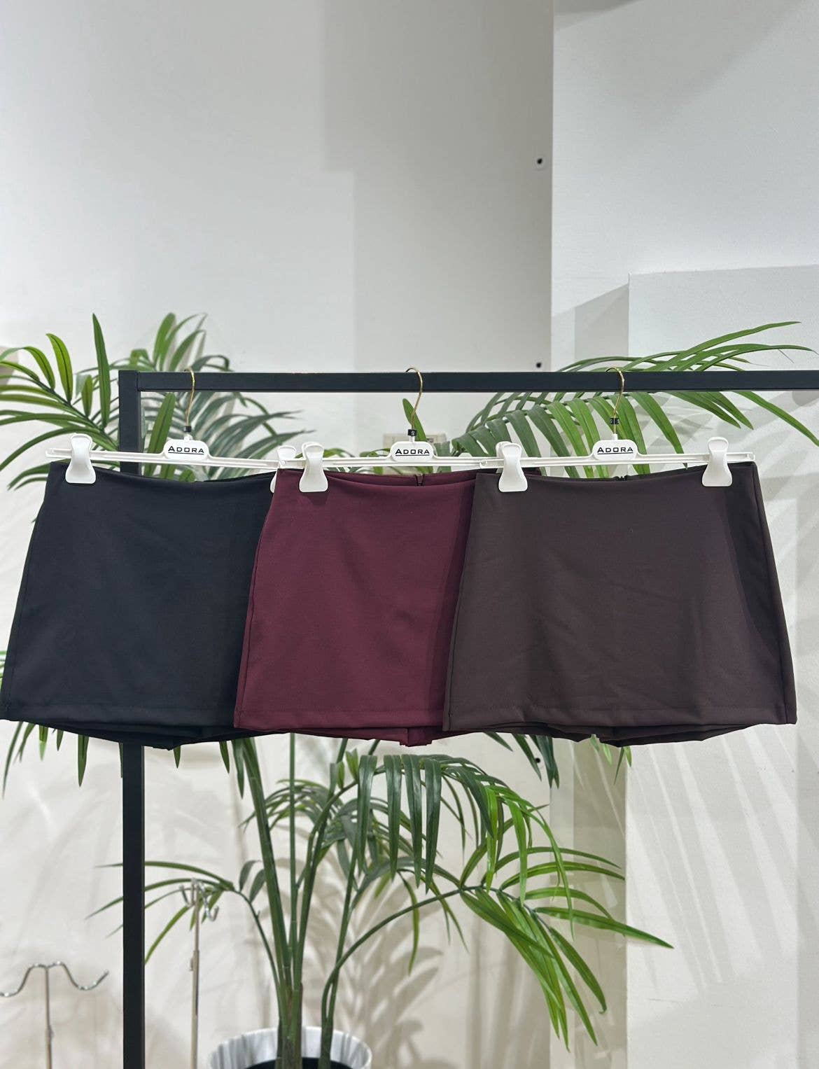 ADORA - Venta al por mayor Pantalones cortos deportivos - Mujer - Minifalda pantalón0