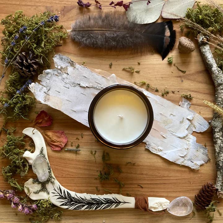 Northern Spirits, Duftkerze aus 100% Sojawachs für den Großhandel von Moonstone and Myth