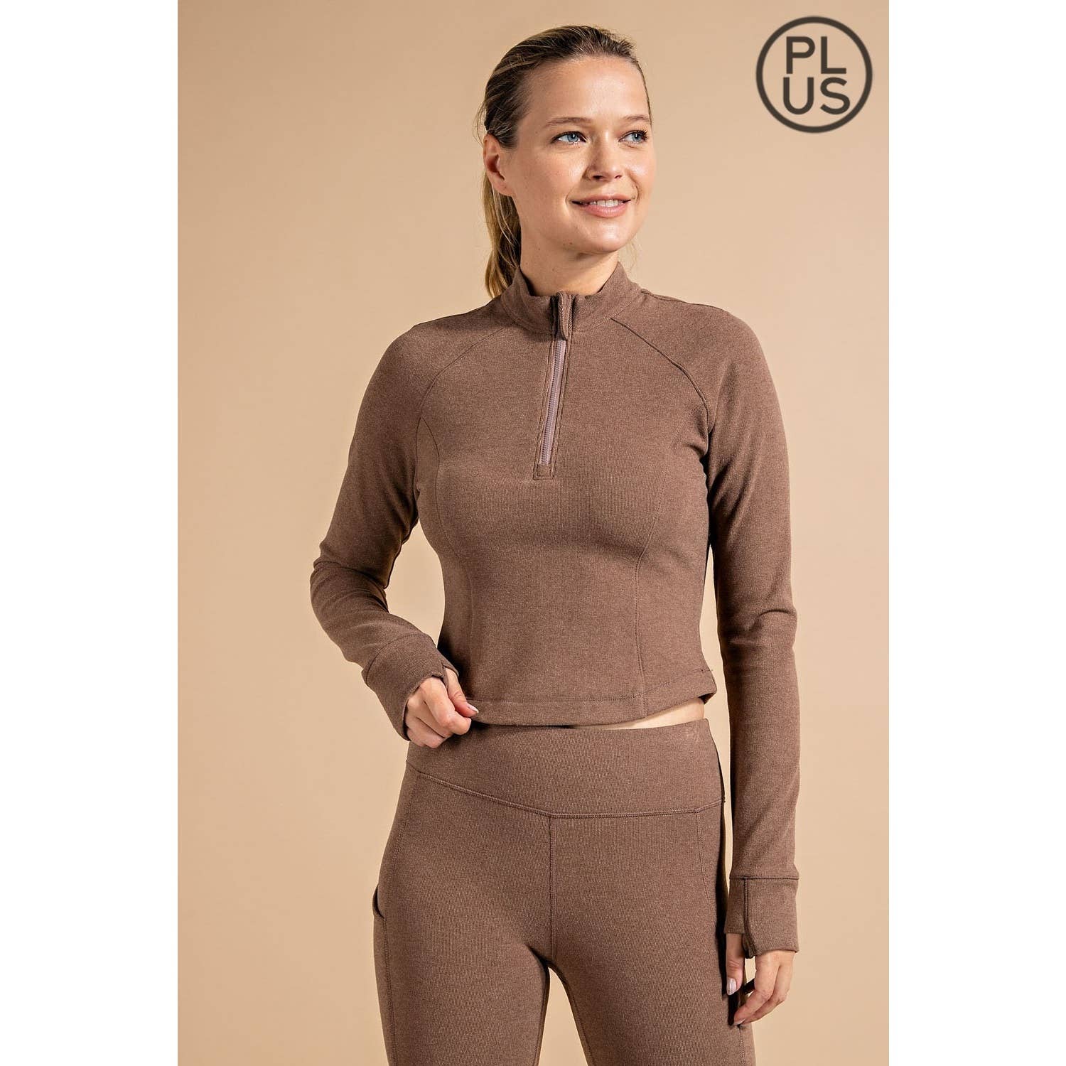 Rae Mode - Vente Chemise – femme - HAUT CÔTELÉ À MANCHES LONGUES ET COL MONTANT BROSSÉ DE GRANDE TAILLE24